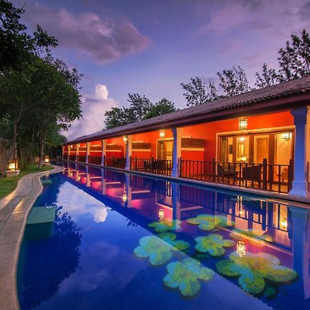 Lagoon Bay Hotel At Leonia Secundurabad Екстериор снимка